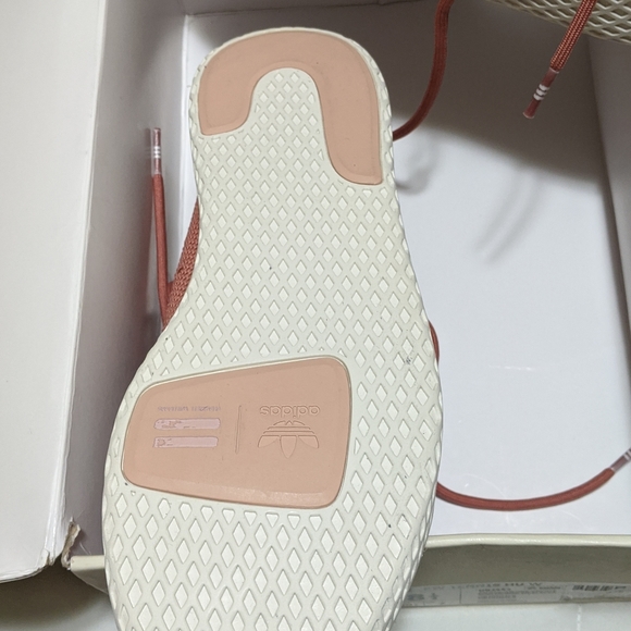 Women's Adidas

Pharrell Williams Tennis HU - Picture 4 of 8